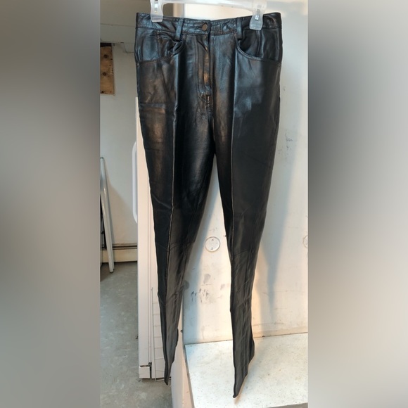 Straight cut, very narrow leather pants - Picture 7 of 8